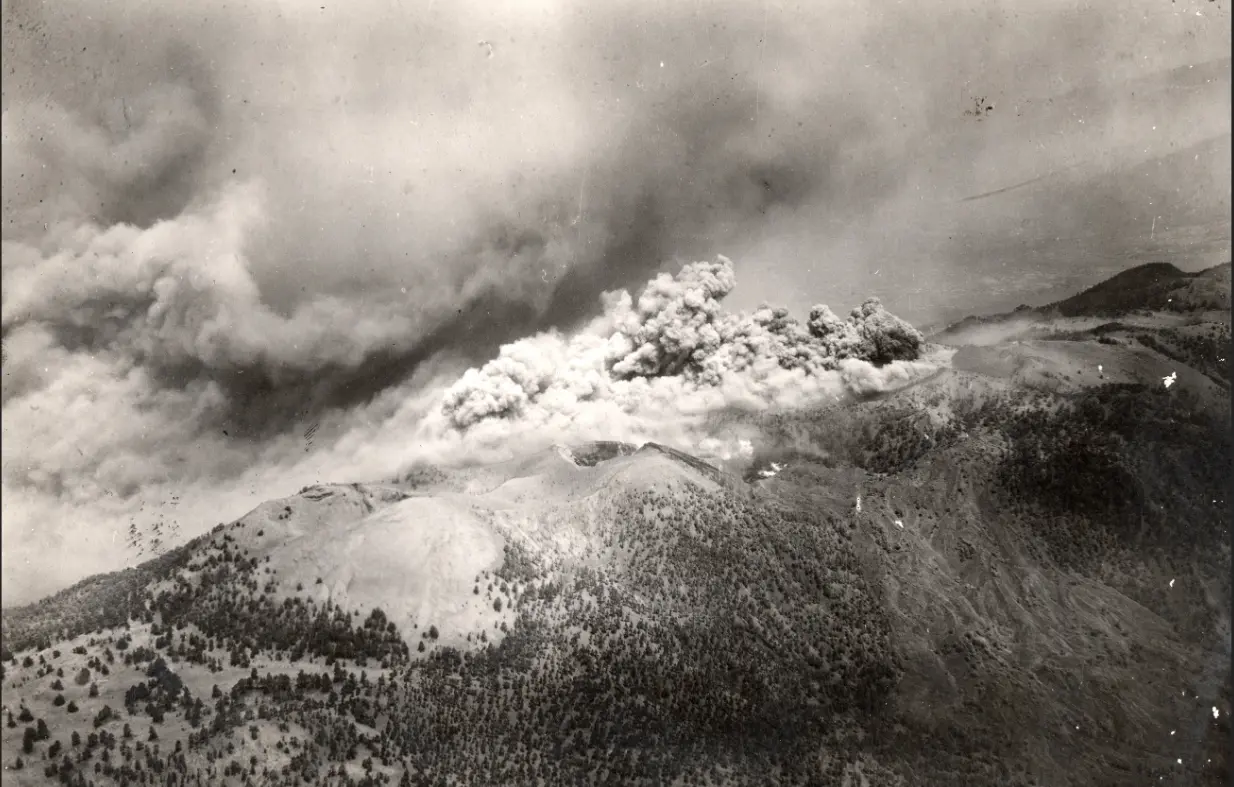 Erupción volcán de San Juan